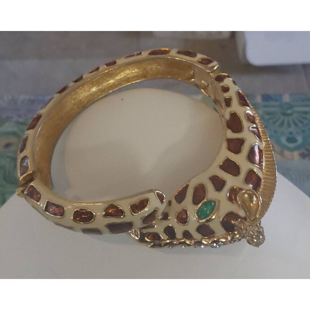CINER NY Signed 18K Gold Plating Giraffe Box & Tongue Clasp Bracelet